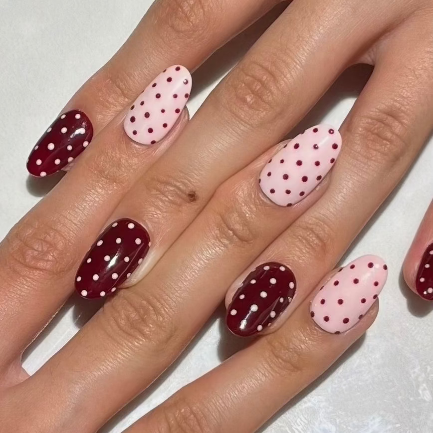 Polka Dot Press On